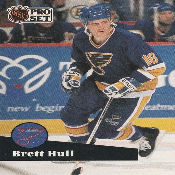 Brett Hull Hockey Card Collection - Picture 12 of 13